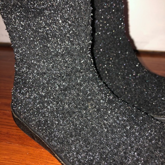 bernie mev. GLITTER SLIP ON SOCK SNEAKERS/ HI-TOP ✨ - Picture 5 of 8